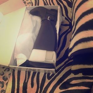 Nine West Gray leather boots